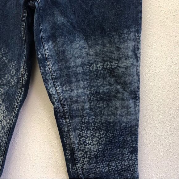 Straight Leg Denim Jeans - Picture 3 of 8